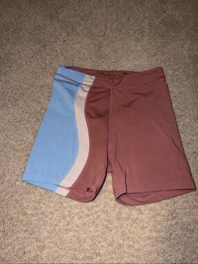 Women’s Two-Tone Athletic Shorts